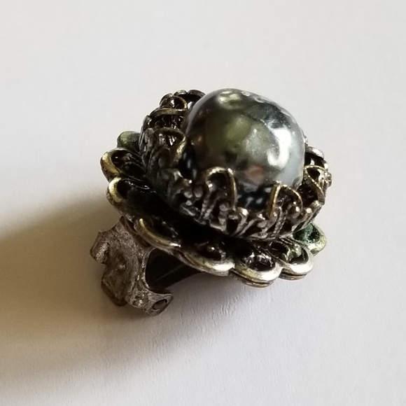 Vintage Miriam Haskell SINGLE earring grey baroque pearl silver tone - Picture 3 of 12